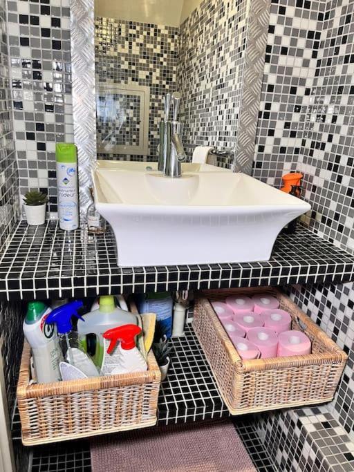 Cozy Haven Near Paris La Defense Grande Arche Apartment *